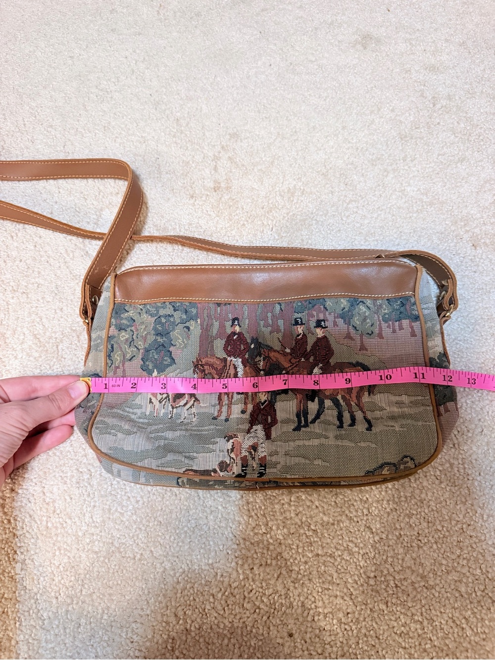 Vintage Orvis Equestrian Tapestry Crossbody Bag Horse Hunt Leather Trim - Picture 7 of 8